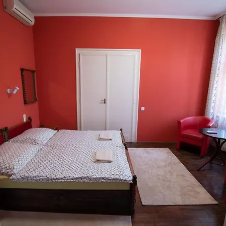 Art Maganszallashely Debrecen Extérieur photo
